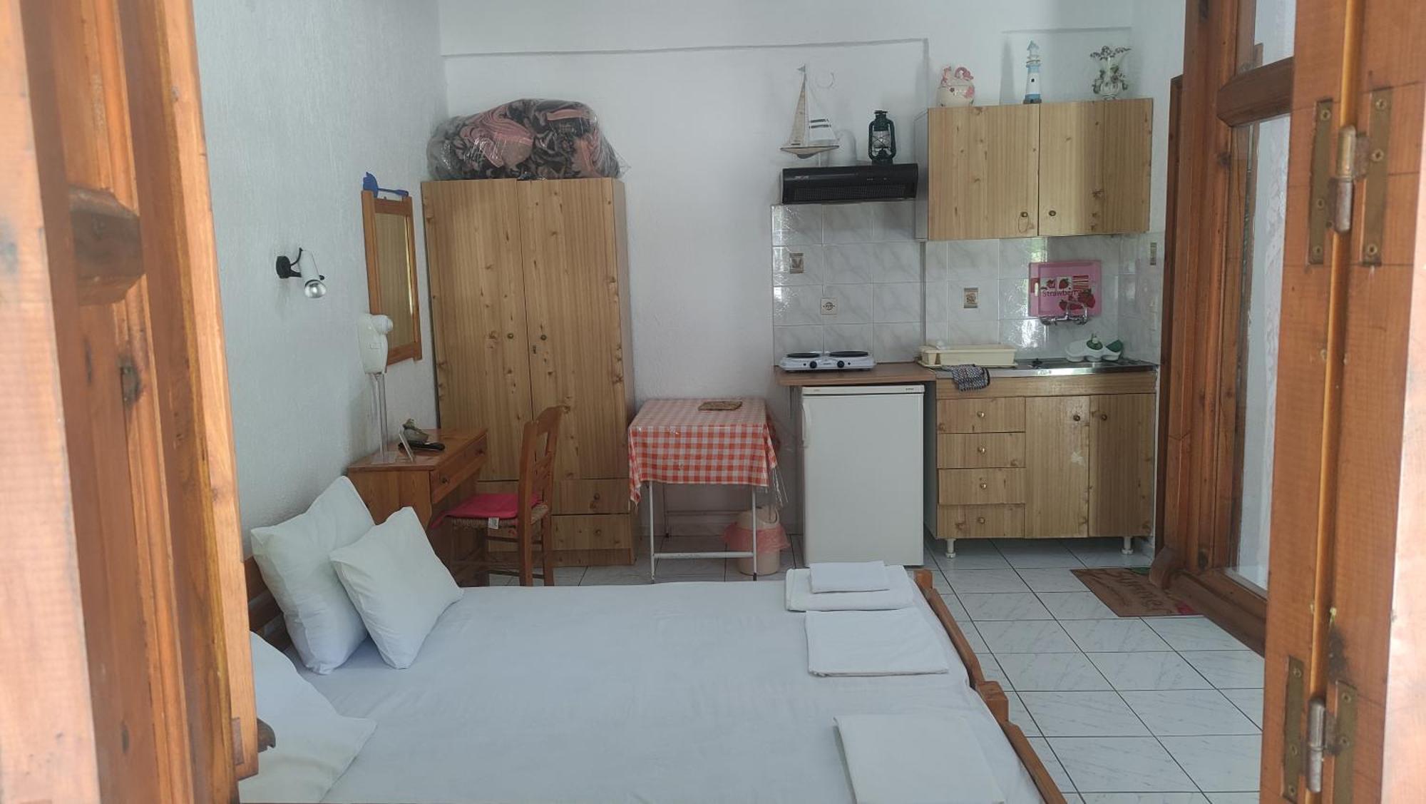 Villa Sandra Panormos  Szoba fotó